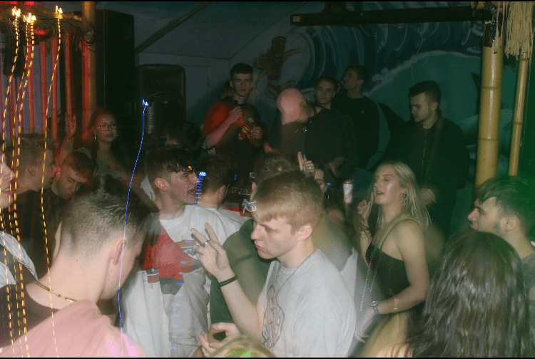 vahalla presents picture 2